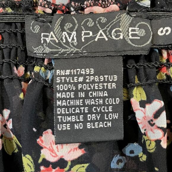 Rampage women's vintage Y2k floral top with elastic waist. - Picture 5 of 5